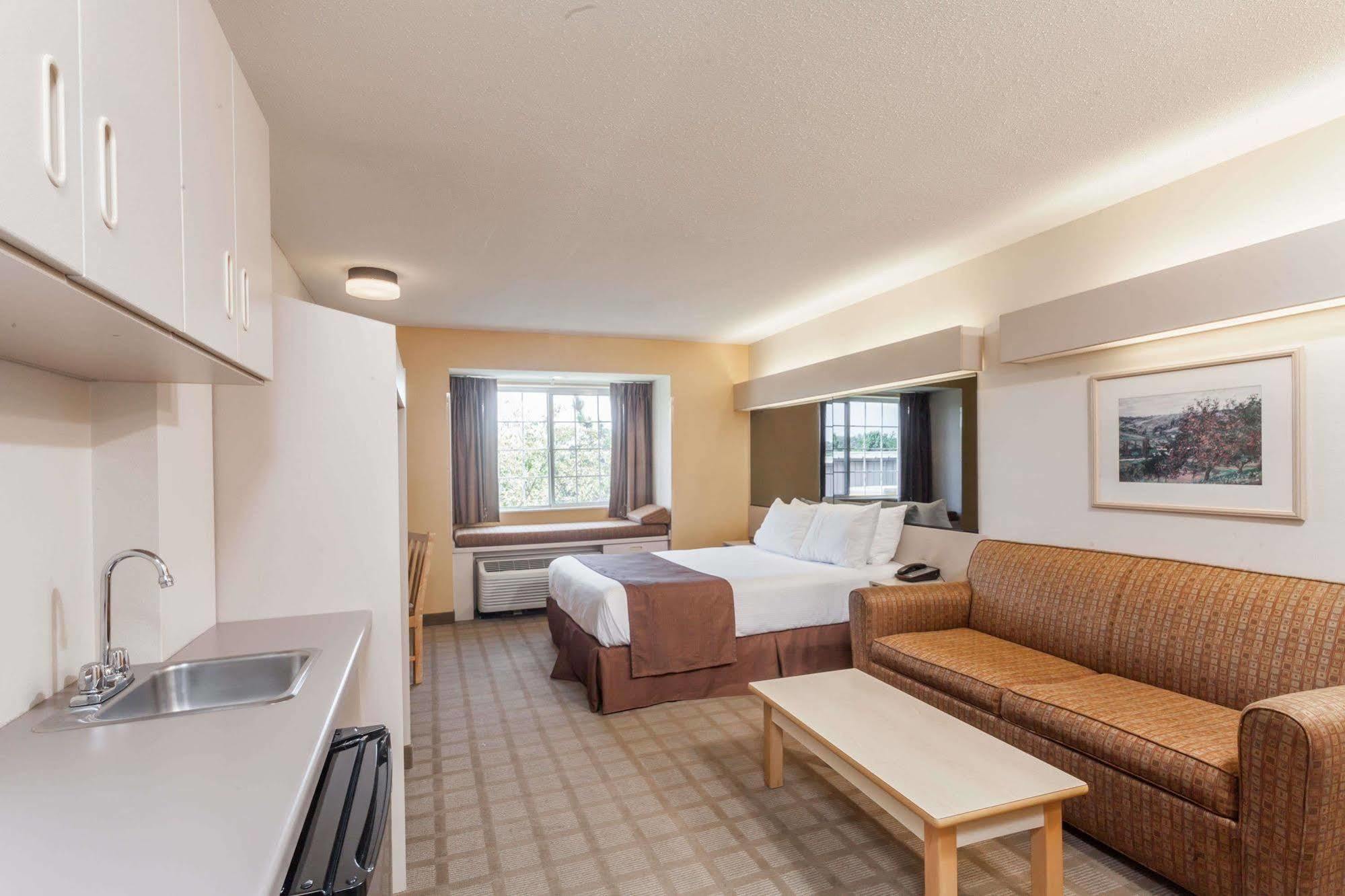 Microtel Inn & Suites By Wyndham Nashville Exteriér fotografie